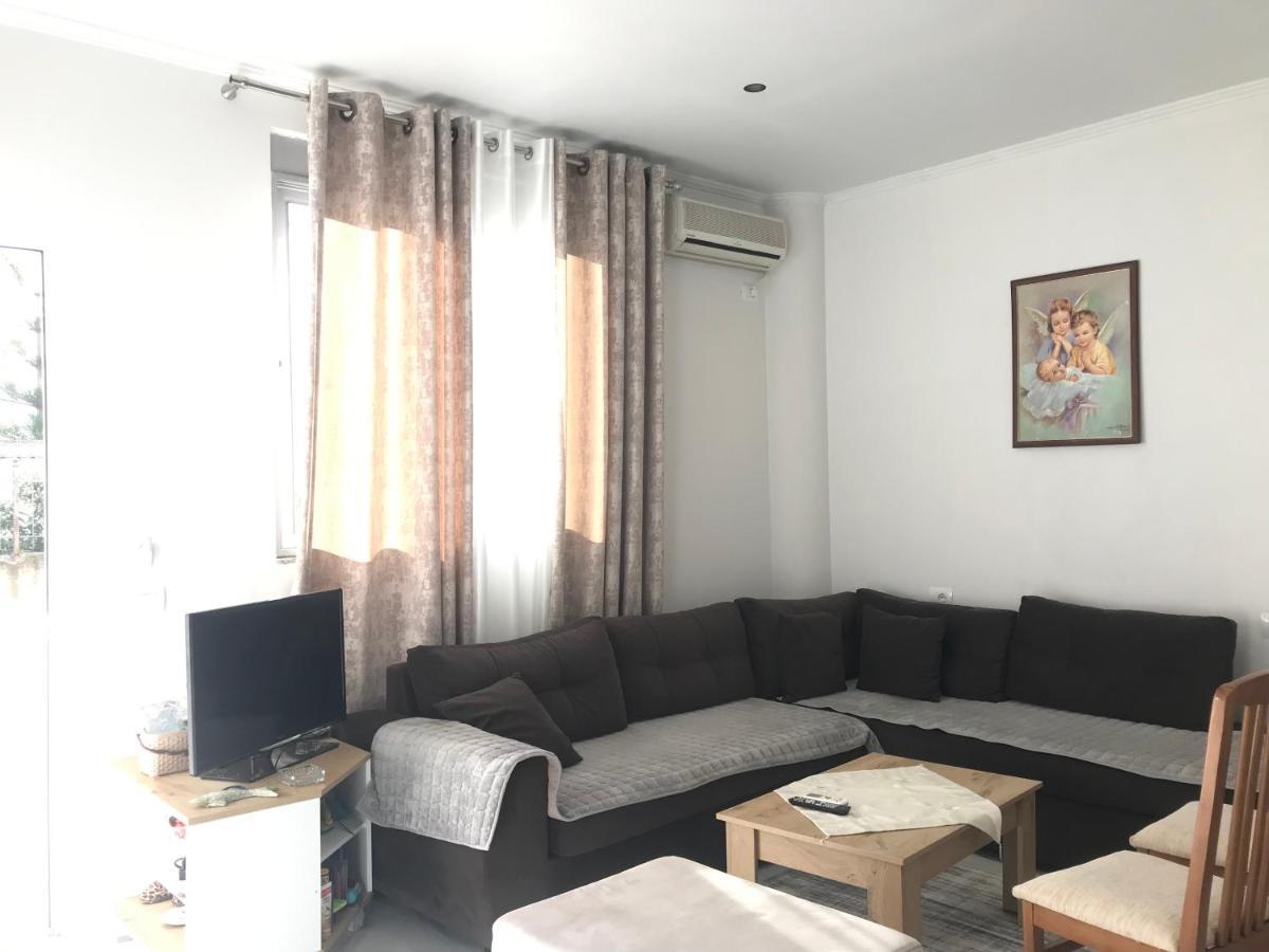 Vila Floban & Mirdar Koshi Sarandë Exteriör bild