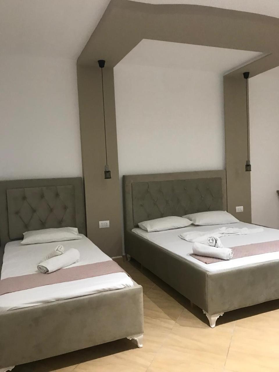 Vila Floban & Mirdar Koshi Sarandë Exteriör bild