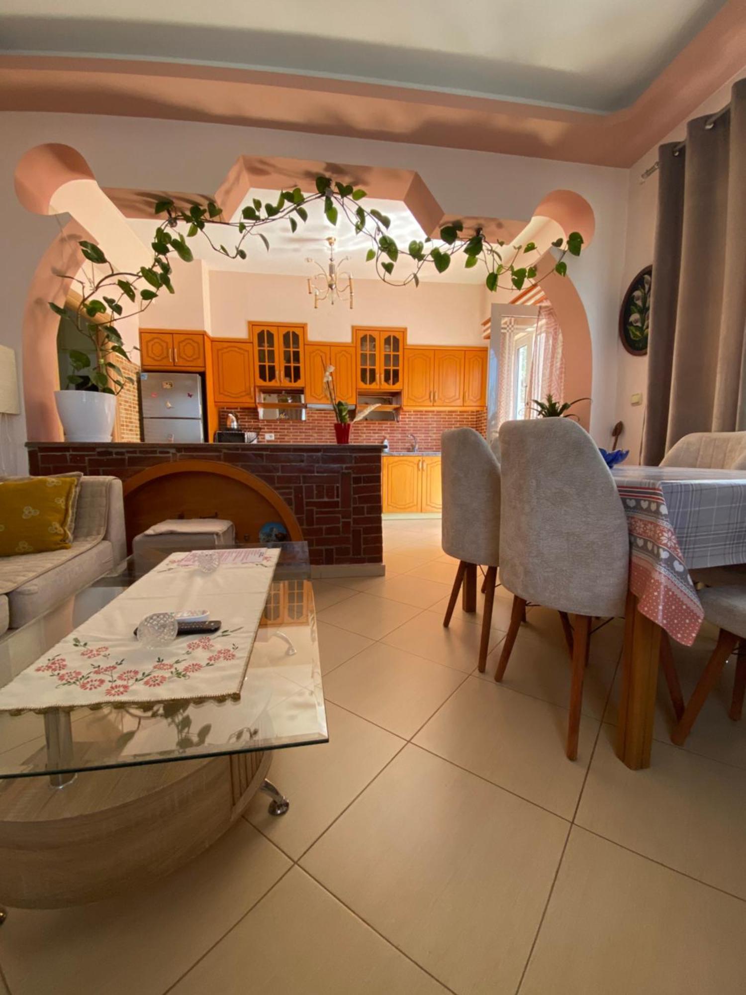 Vila Floban & Mirdar Koshi Sarandë Exteriör bild