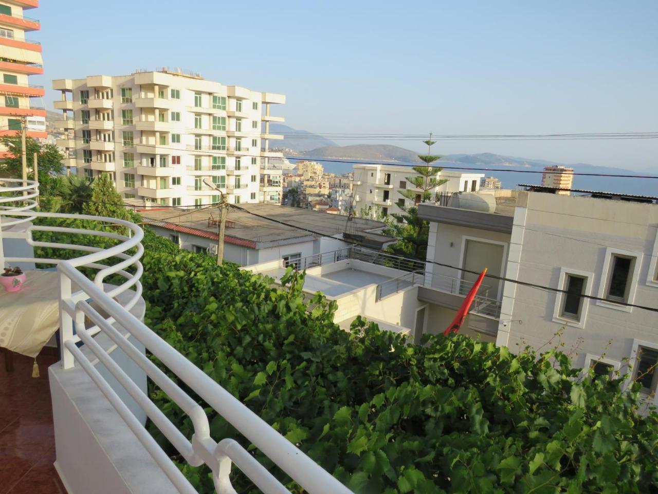 Vila Floban & Mirdar Koshi Sarandë Exteriör bild