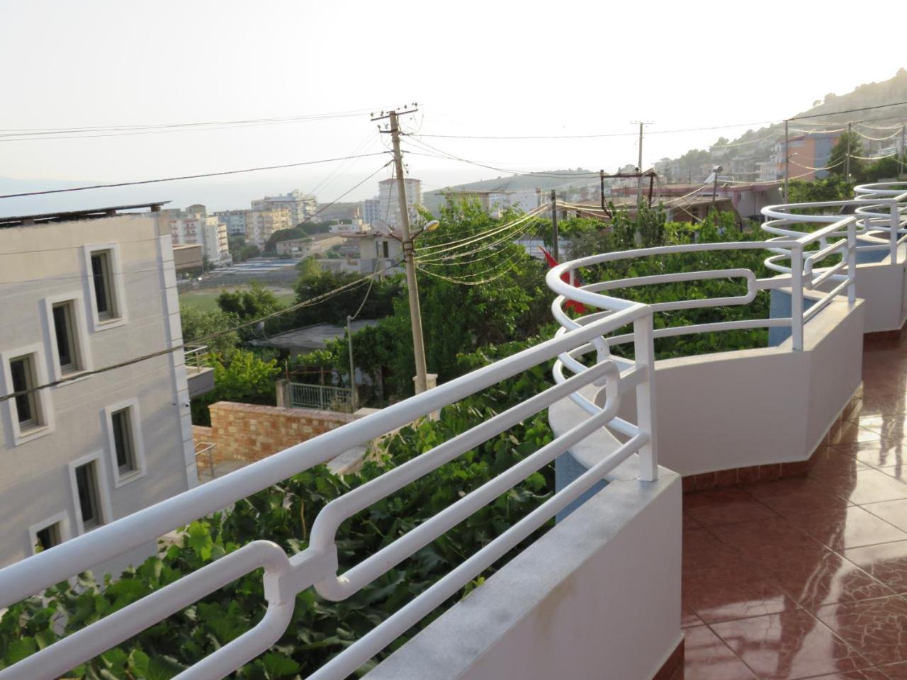 Vila Floban & Mirdar Koshi Sarandë Exteriör bild