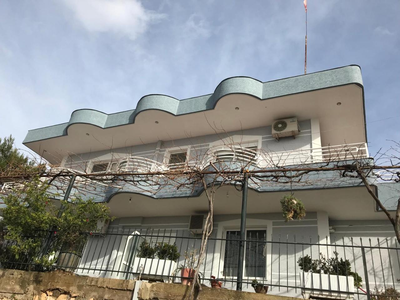 Vila Floban & Mirdar Koshi Sarandë Exteriör bild